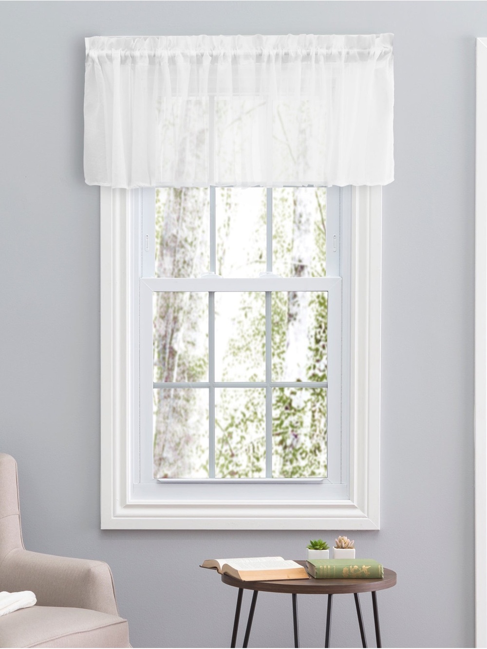 Ricardo Sea Glass Flounce Valance White Sheer Rod Pocket 84x15 Polyester